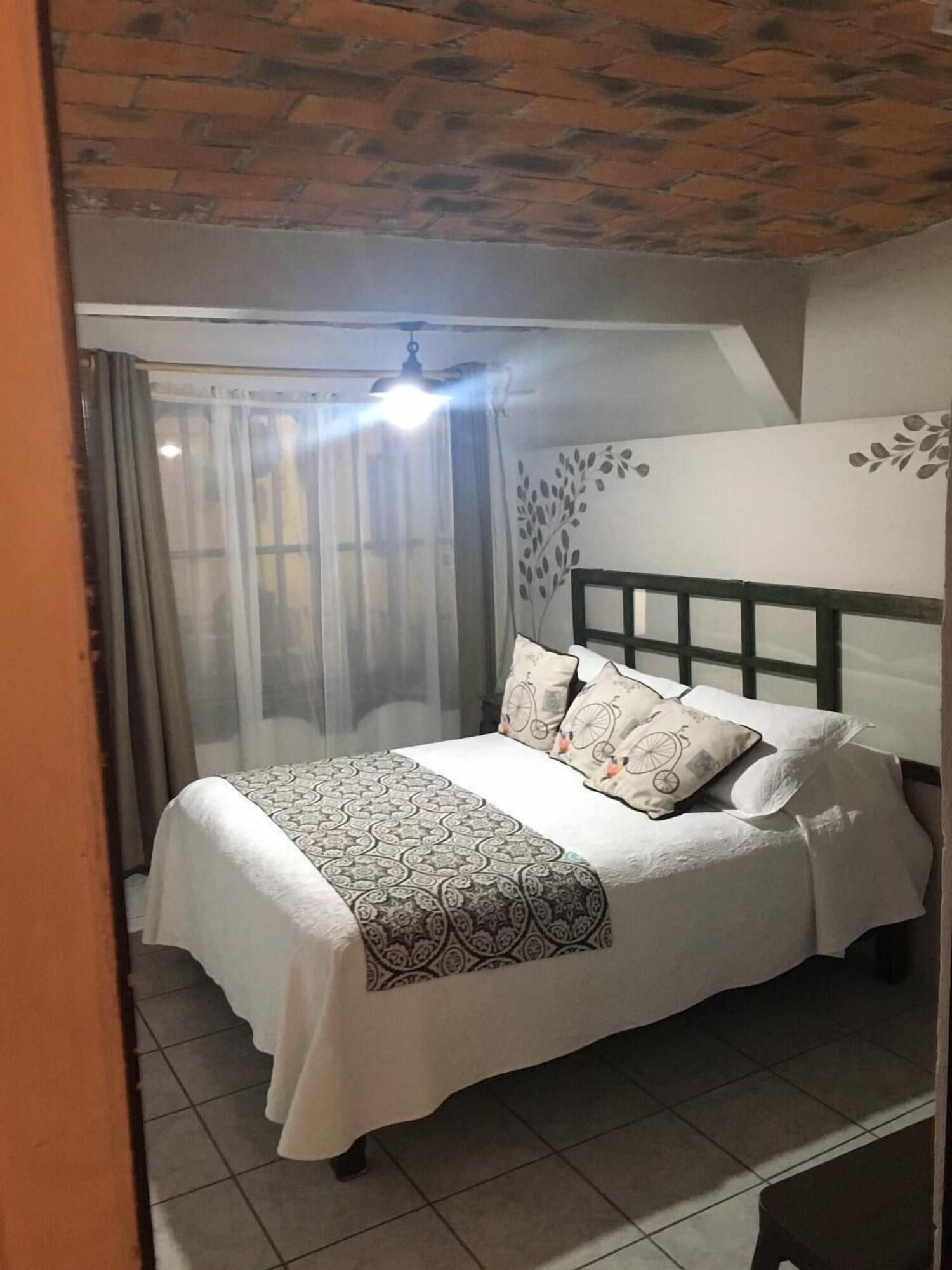 Hotel Santa Ana Альенде Экстерьер фото